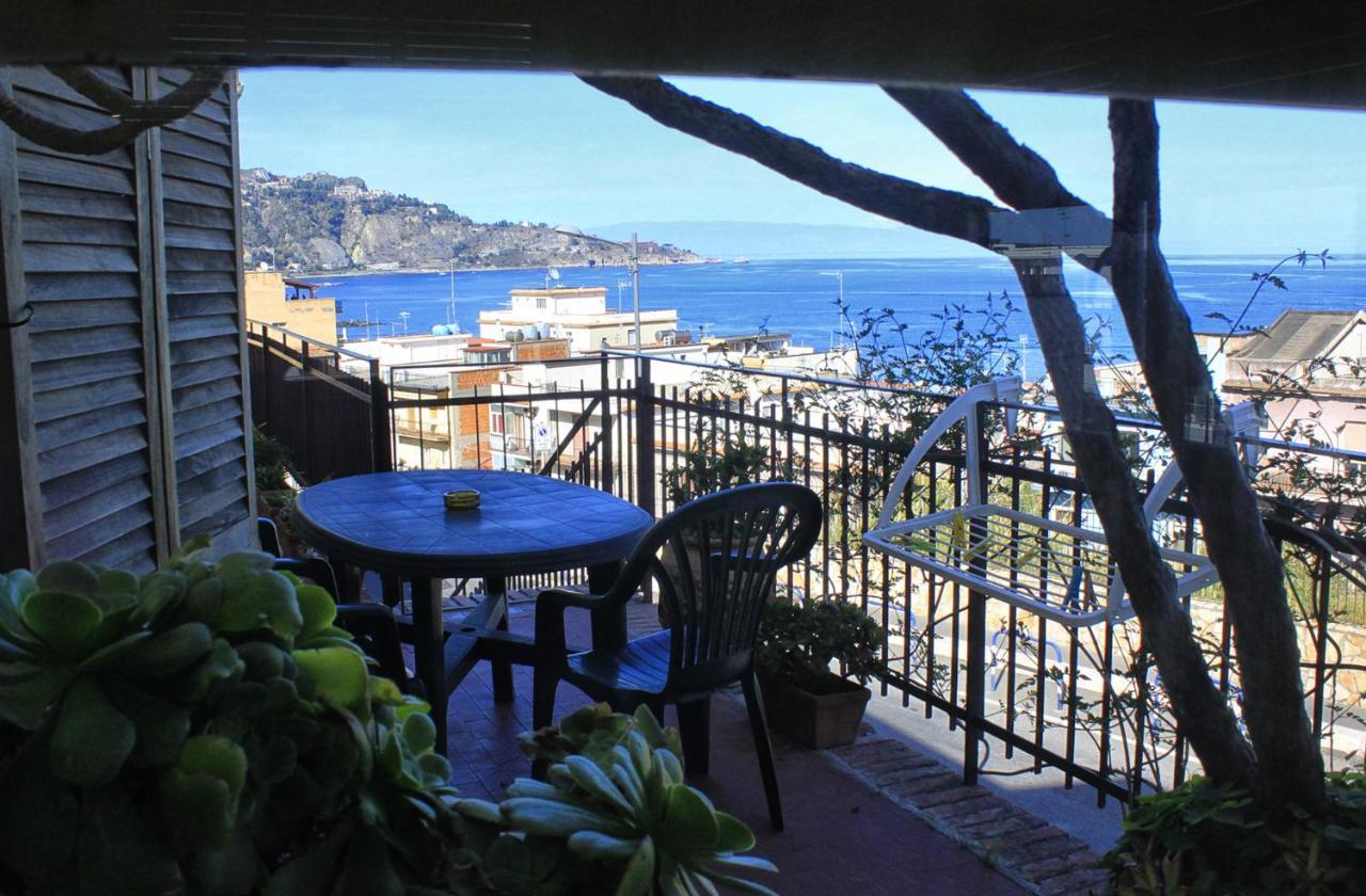 Bed & Breakfast Lighea Giardini Naxos Esterno foto